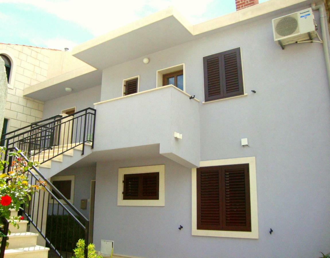 Apartmani Bezma Bol Exterior foto