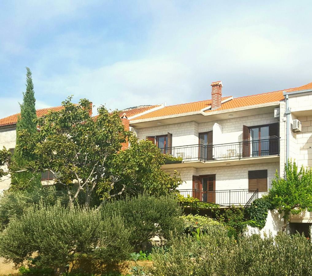 Apartmani Bezma Bol Exterior foto