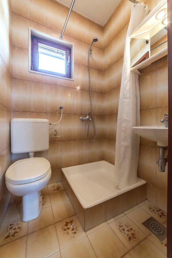 Apartmani Bezma Bol Exterior foto