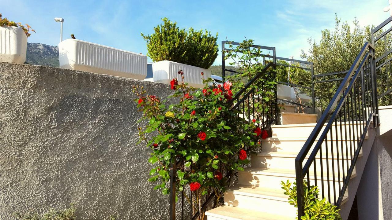 Apartmani Bezma Bol Exterior foto